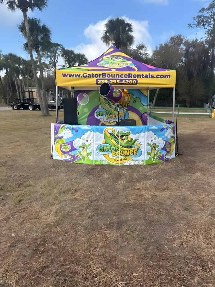 CUSTOM 6 PANNEL BARRIER