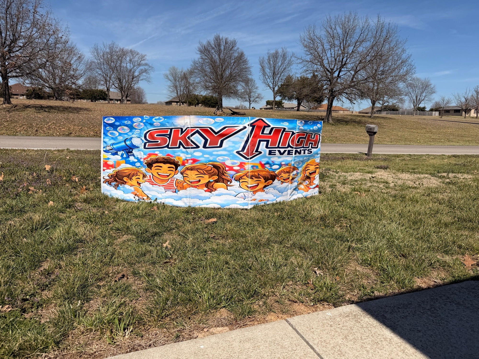 CUSTOM 6 PANNEL BARRIER