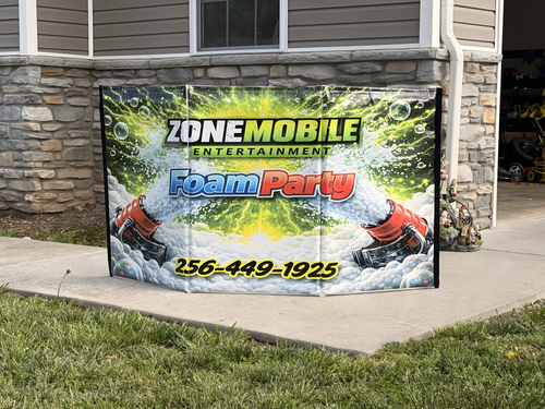 CUSTOM 3 PANNEL FOAM BARRICADE